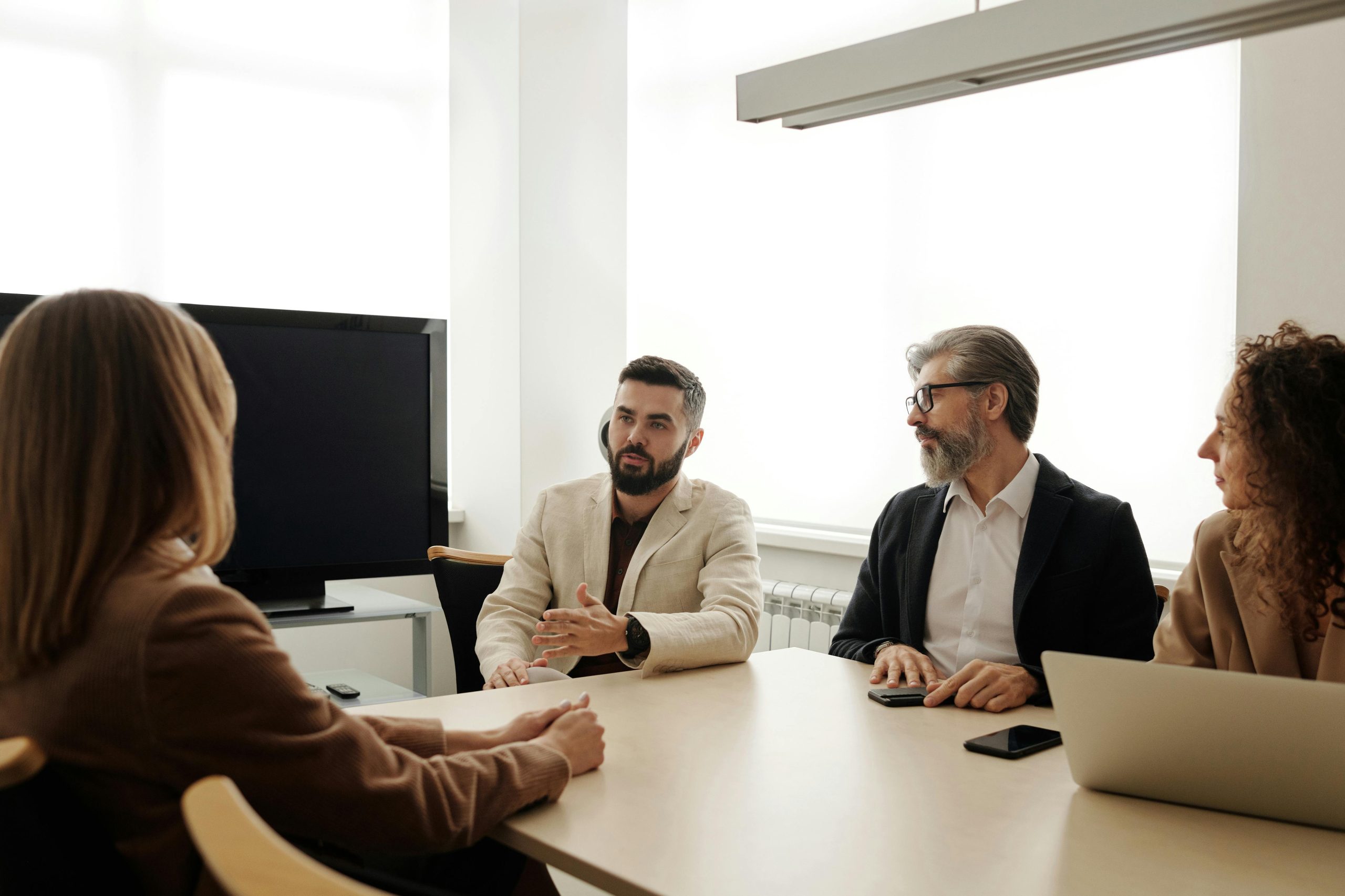 Tipos de intención comunicativa: actúa con propósito