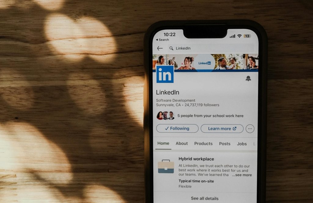 Perfil de LinkedIn: optimiza tu marca profesional online