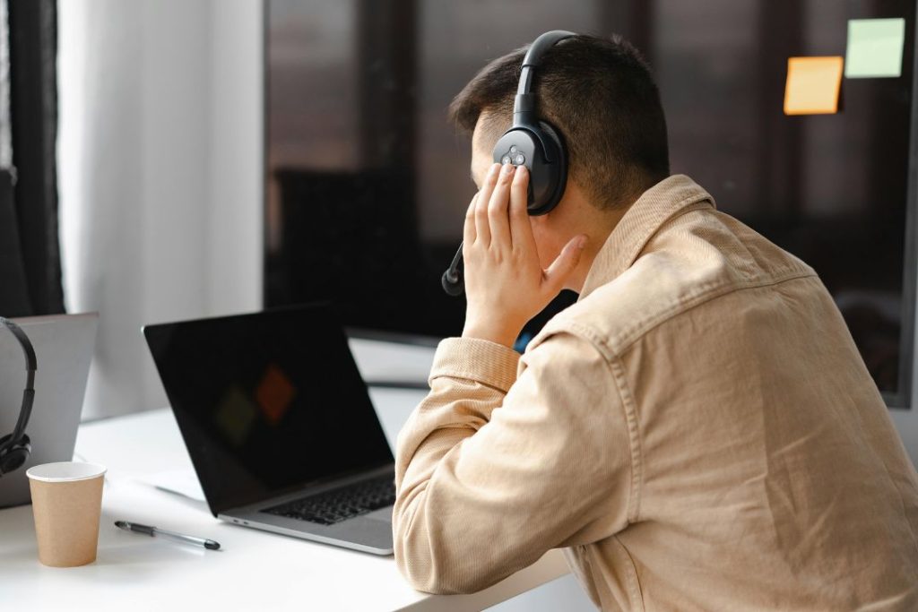 Competencias comunicación: claves para relaciones interpersonales efectivas.