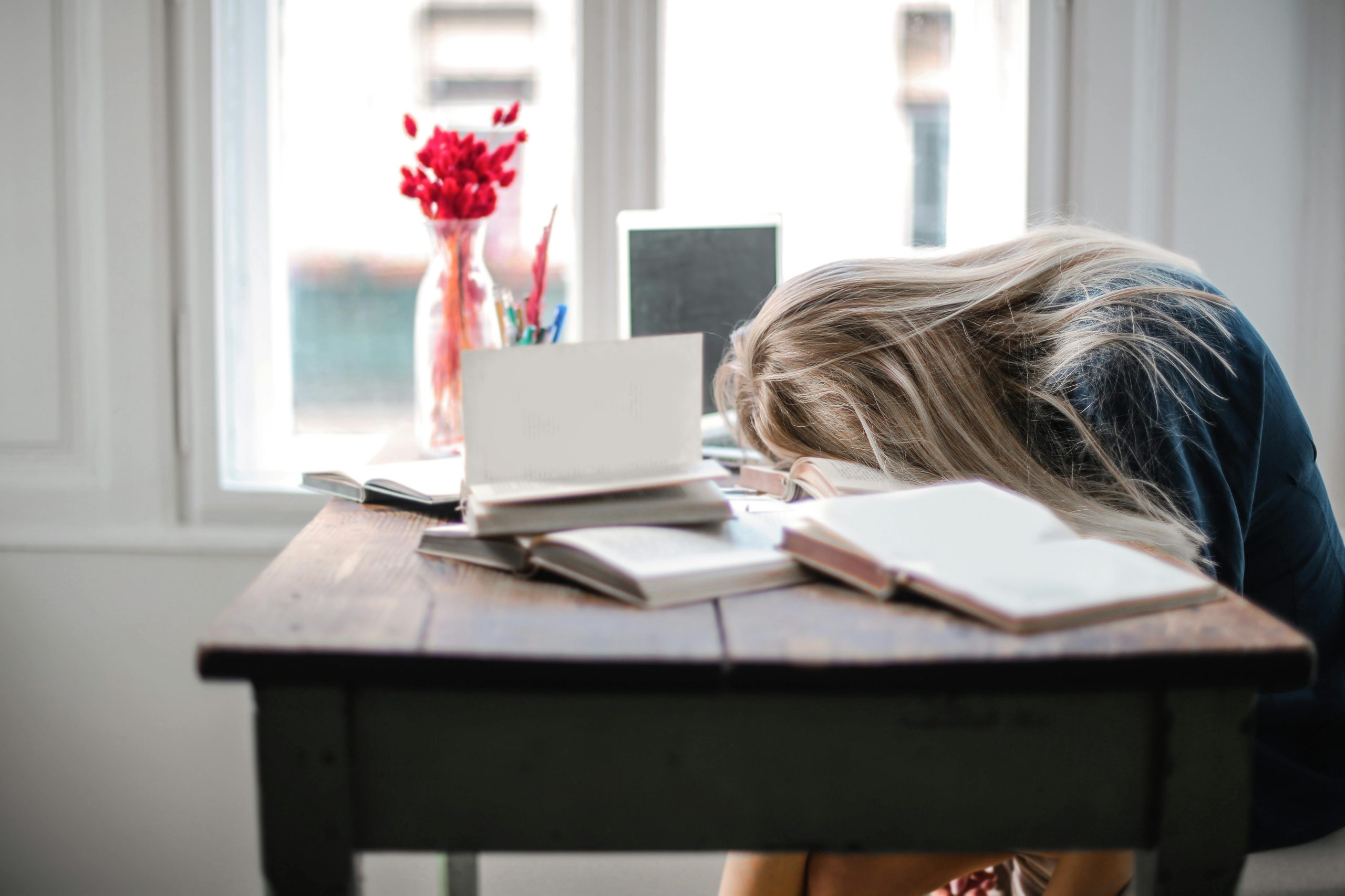 Baja por estrés laboral: cómo solicitarla y gestionarla