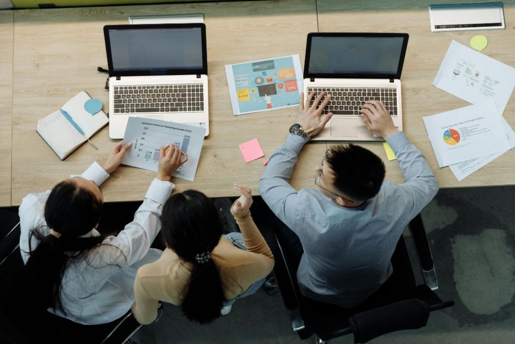 4 metodologías de gestión de proyectos comparadas