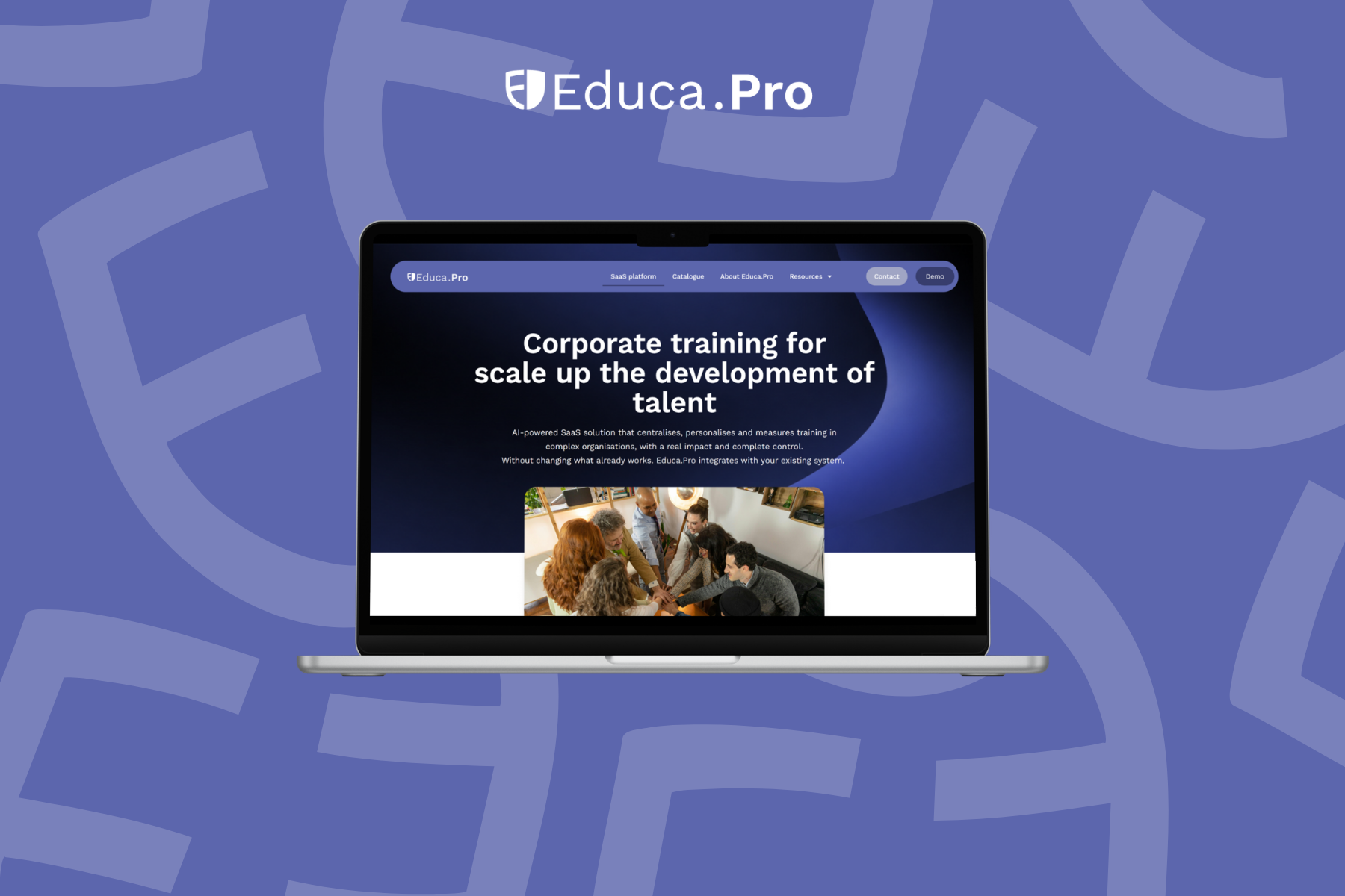 Presentamos nueva web reforzando el posicionamiento como plataforma SaaS de formación corporativa con IA