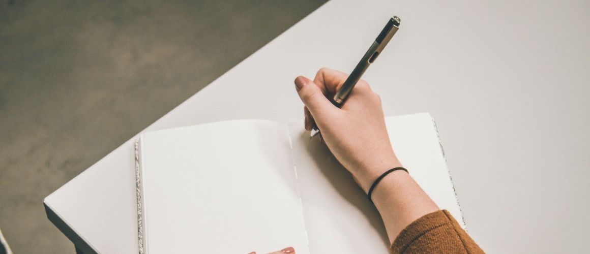 Cómo implantar un plan de formación en idiomas para toda la empresa: guía práctica paso a paso